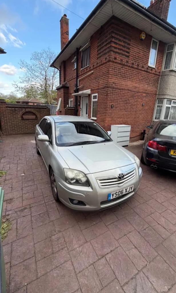 Toyota, AVENSIS, Hatchback, 2006, Manual, 1998 (cc), 5 doors