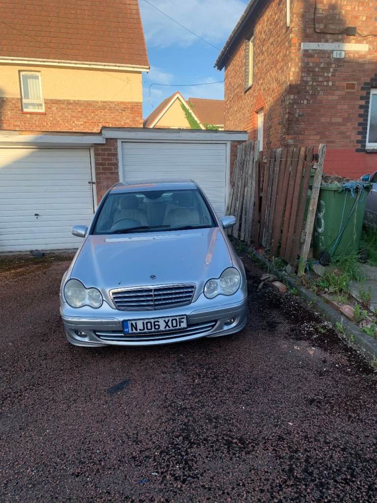 MERCEDES C220 CDI ELEGANCE SE A 4 DOOR SALOON MOT TILL MARCH 2027   £650 NO OFFERS