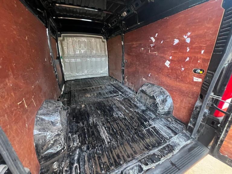 2022 Peugeot Boxer 2.2 BlueHDi 335 Professional Panel Van 5dr Diesel Manual L3 H2 Euro 6 (s/s) Pa...