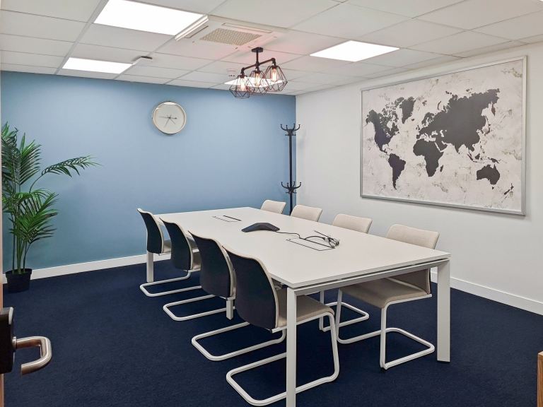 Aberdeen - AB116DH \ Office Space for Rent - 4 Workstations