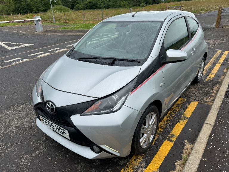 Toyota, AYGO, Hatchback, 2015, Manual, 998 cc), 3 doors 