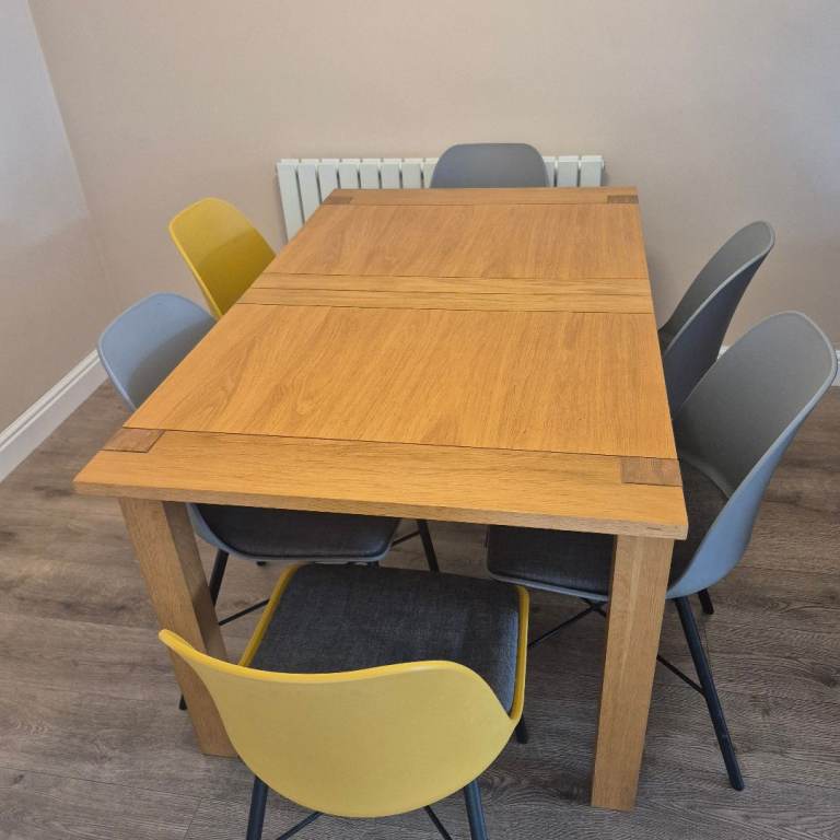 M&S Sonoma Solid Oak Extendable Dining Table + 6 John Lewis Whistler Chairs