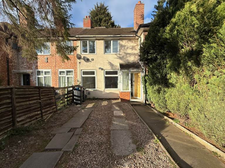 **YOCKLETON GROVE**THREE BEDROOOM HOUSE TO RENT **CALL NOW TO ARRANGE A VIEWING**