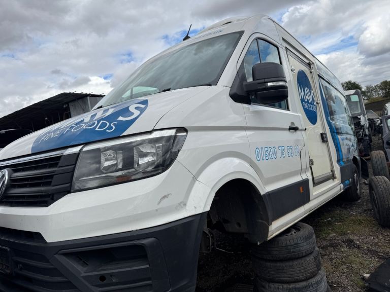 Vw crafter mwb 2020 2.0 tdi white BREAKING FOR PARTS 