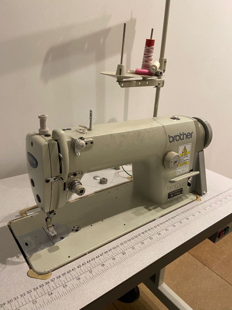 Brother SL 1110-3 industrial sewing machine, lock stitch