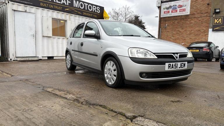 2001 Vauxhall Corsa 1.4i 16v Elegance 5dr (a/c) HATCHBACK Petrol Automatic