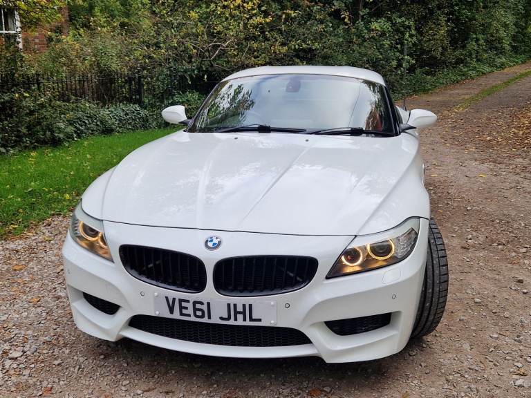 BMW, Z4, Convertible, 2011, Semi-Auto, 2996 (cc), 2 doors