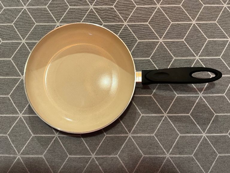 Brabantia aluminium 24cm non stick sage frying pan