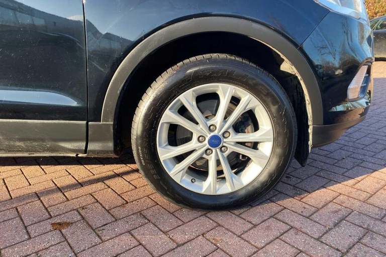 2017 Ford Kuga 2.0 TDCi Titanium (150 PS) 5-Door MPV HATCHBACK Diesel Manual