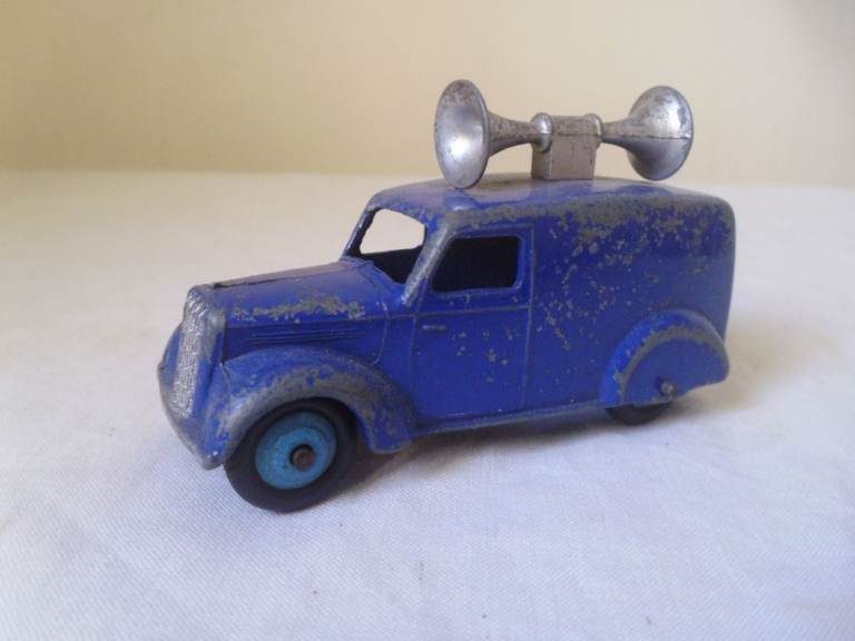 DINKY TOYS BEDFORD TYPE 3 LOUDSPEAKER VAN NO 34C/492 FROM 1940/50'S