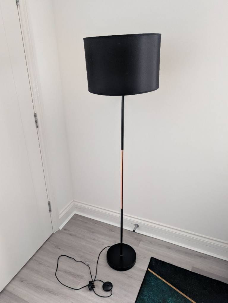 Stylish Floor Lamp – Matt Black & Polished Copper