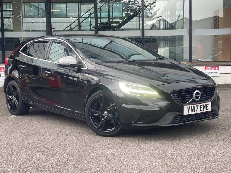 2017 Volvo V40 D2 [120] R DESIGN Pro 5dr HATCHBACK DIESEL Manual