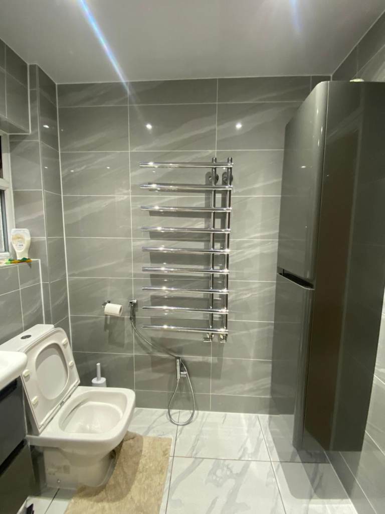 Room to share in family home