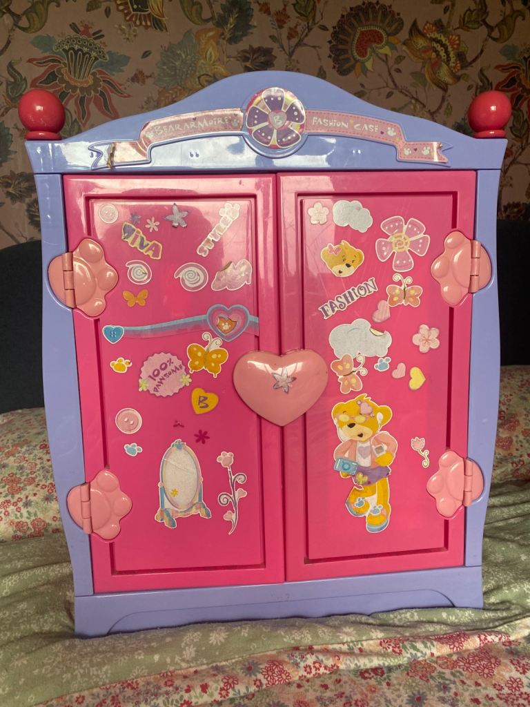 Build A Bear Wardrobe and clothes