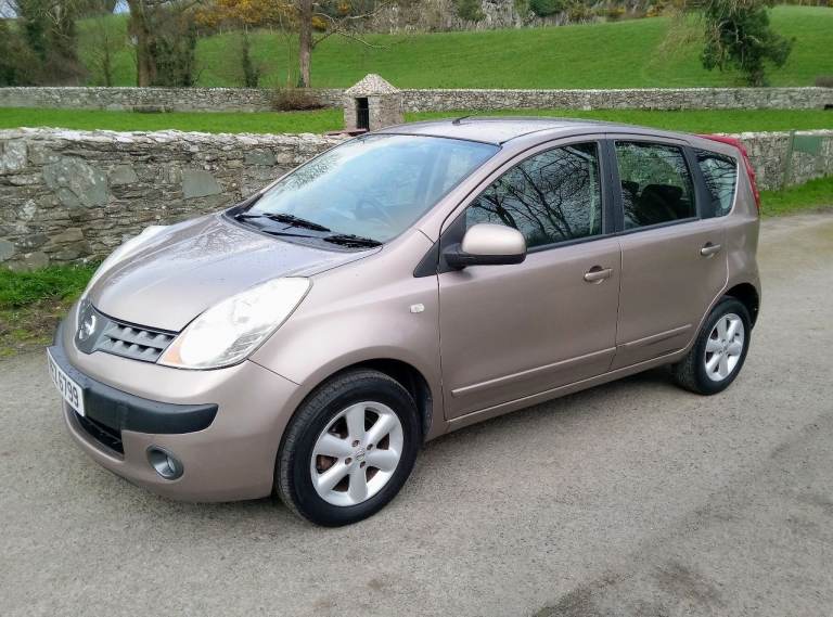 Nissan Note 1.6 SE automatic Full Years mot 66828 warranted miles