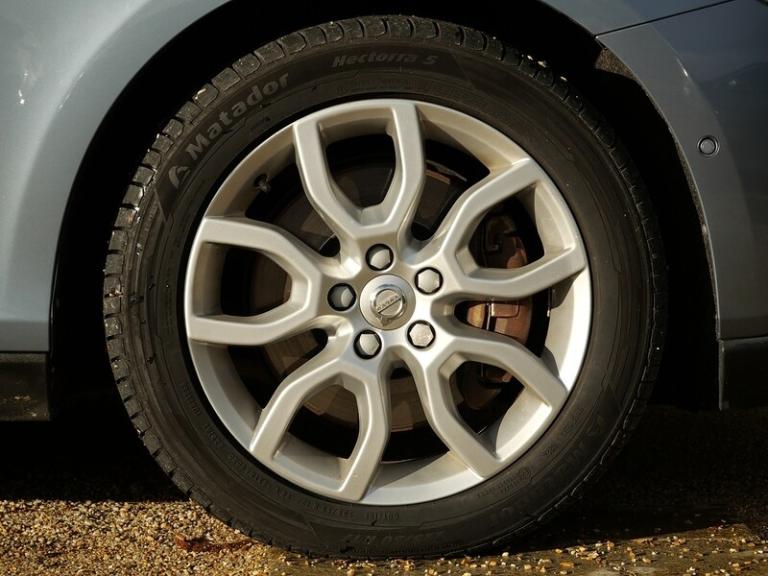 2016 Volvo V40 Cross Country 2.0 T5 Pro Hatchback 5dr Petrol Auto AWD Euro 6 (s/s) (245 ps) Hatch...