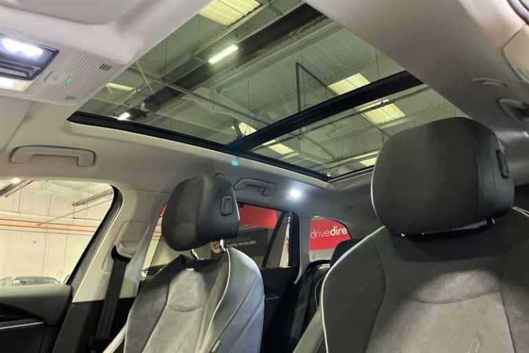 2025 Volkswagen Passat 1.5 eTSI Elegance 5dr DSG ESTATE PETROL Automatic