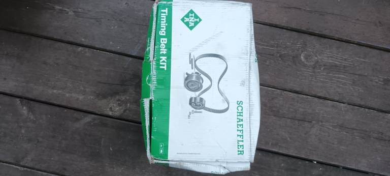TIMING BELT KIT. Fits Peugeot 308 1.6 HDi 