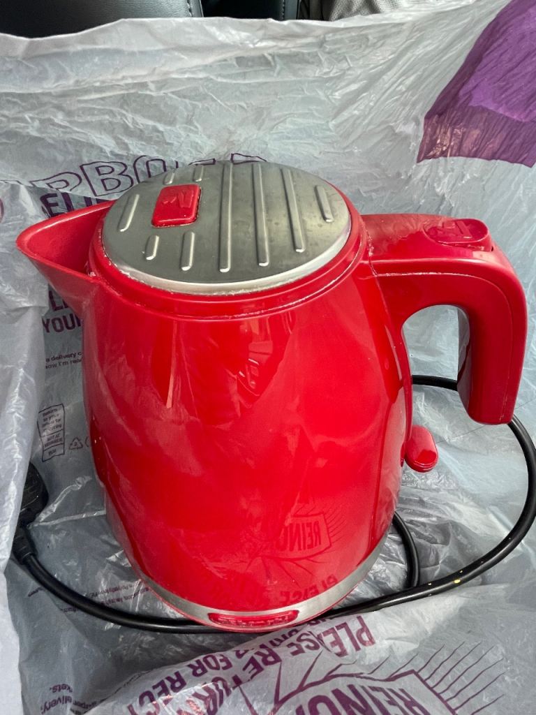 De’Longhi Kettle 3000W 1.7L