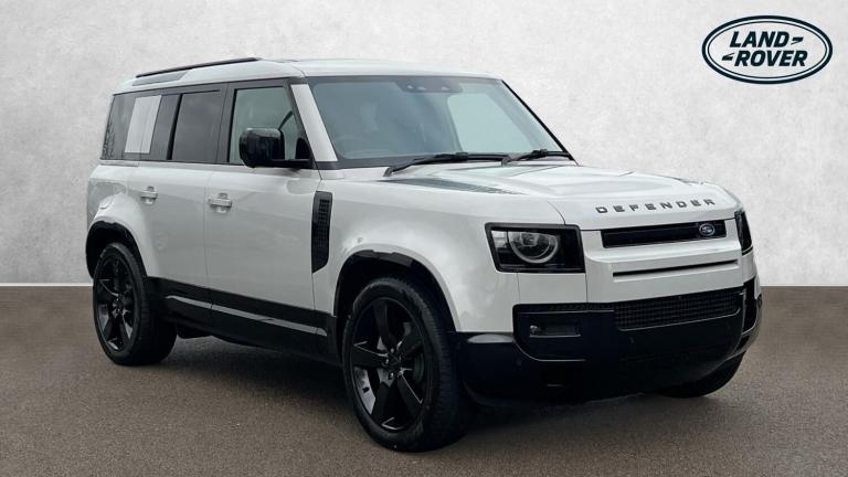 2026 Land Rover Defender 3.0 D350 X-Dynamic HSE 110 SAVING 5 000 WHEN FUNDE