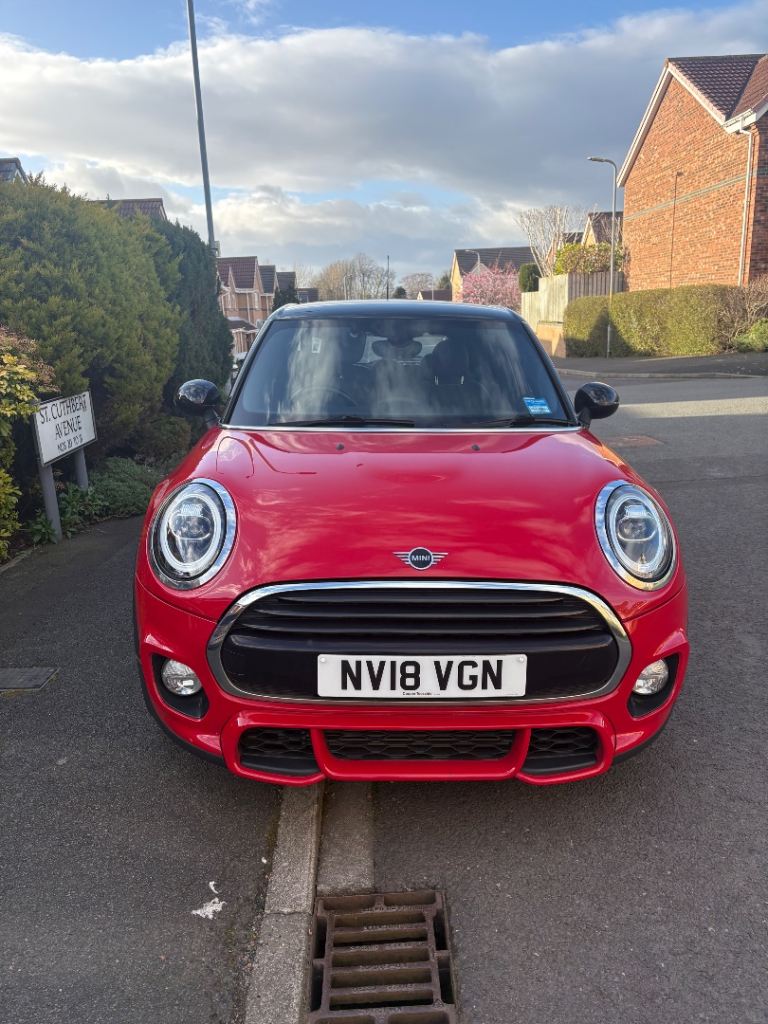 Red JCW Mini Cooper 1.5 2018