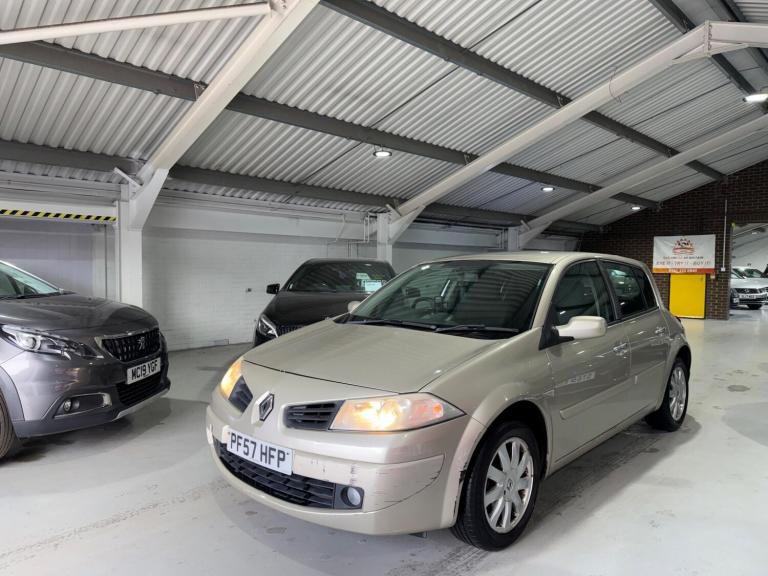 2008 Renault Megane 1.6 VVT Dynamique 5dr Auto HATCHBACK PETROL Automatic