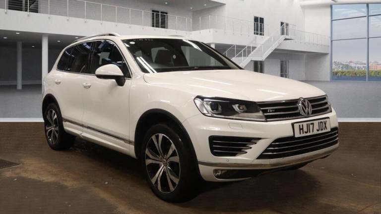 2017 Volkswagen Touareg 3.0 TDI V6 BlueMotion Tech R-Line Tiptronic 4WD Euro 6 (s/s) 5dr ESTATE D...