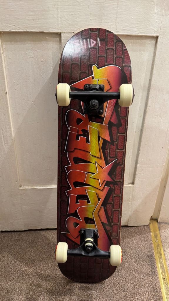Renner A17 Graffiti Wall Complete Skateboard.
