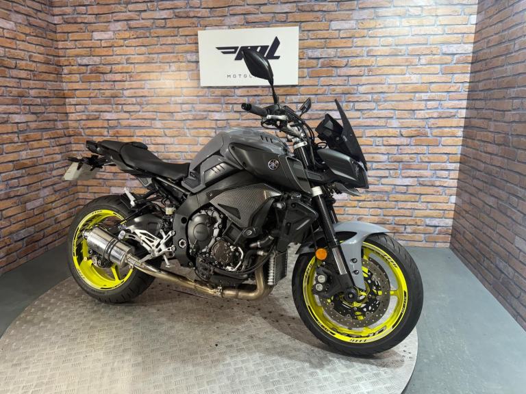 Yamaha MT 10 - GREAT CONDITION - NATIONWIDE DELIVERY - FINANCE AVAILABLE 