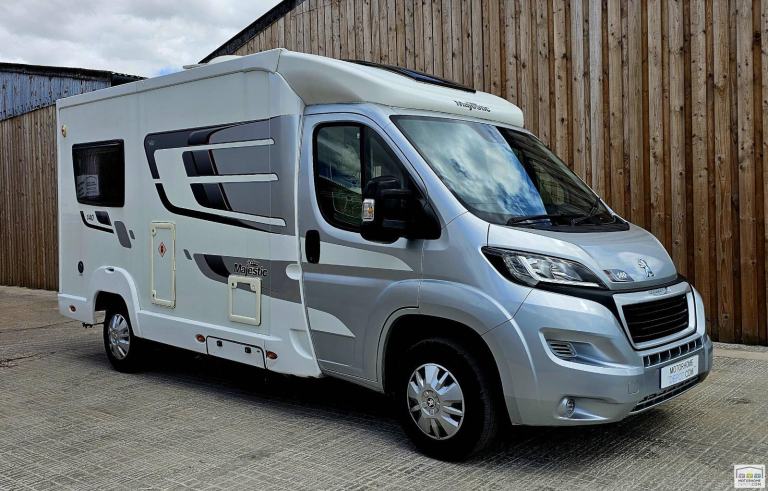 Elddis Majestic 140 motorhome 2015 2 berth/belts 28k 5.99m 3300kgs