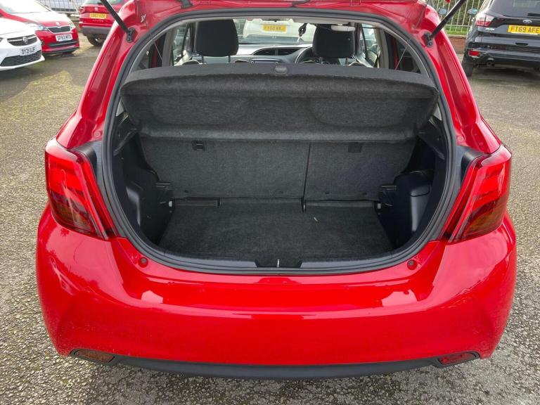 TOYOTA YARIS 1.33 Dual VVT-i Sport Euro 5 5dr Euro 5 2015