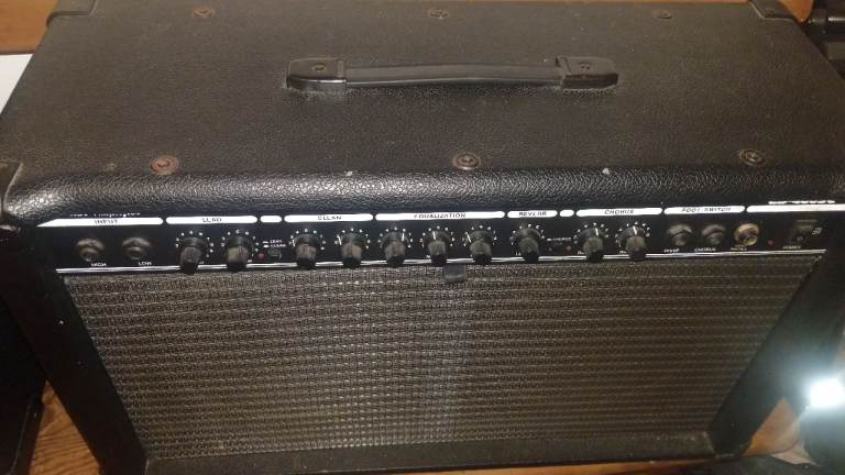 Hohner CD-400 SC 40 Watt Guitar Amplifier