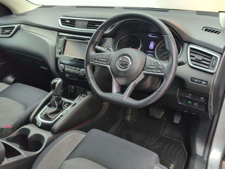 2017 Nissan Qashqai 1.2 DIG-T N-Connecta SUV 5dr Petrol XTRON Euro 6 (s/s) (115 ps) HILL START HA...
