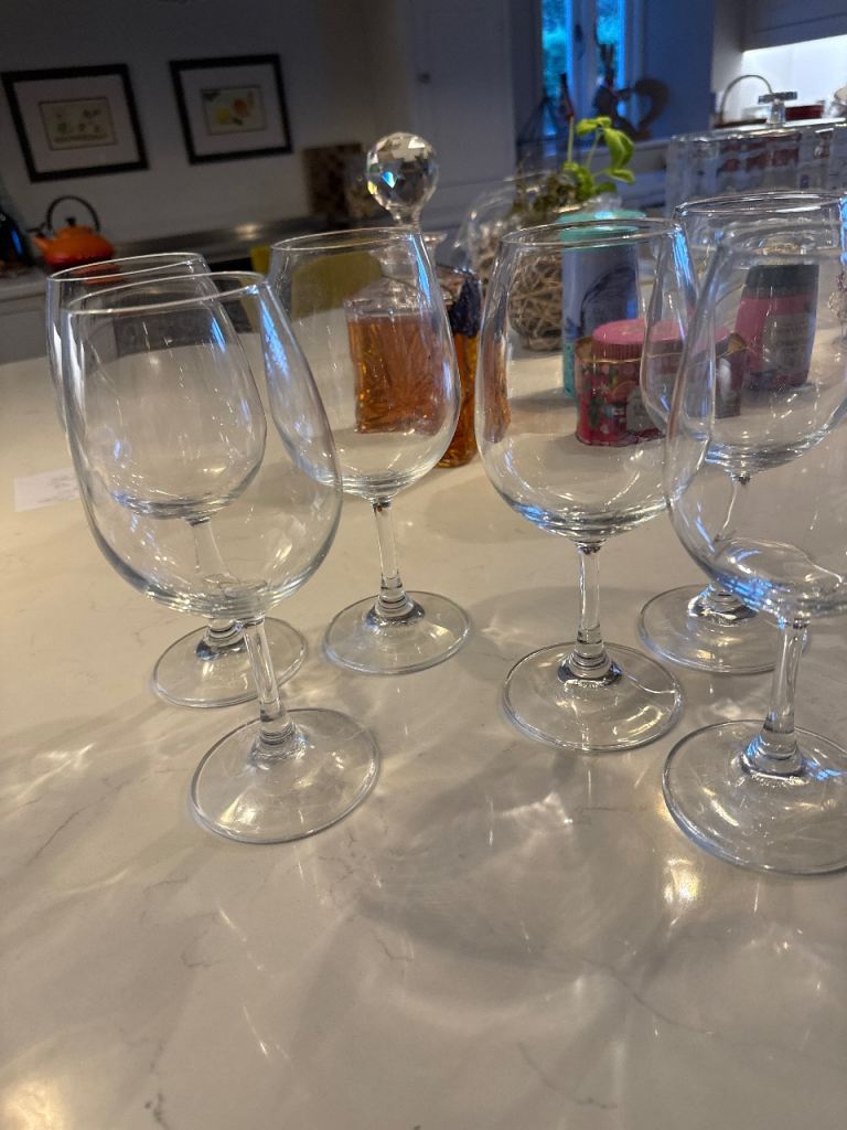 Six large red wine glasses