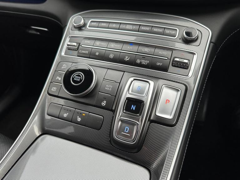 2022 Hyundai Santa Fe 1.6 TGDi Hybrid Premium 5dr Auto ESTATE PETROL/ELECTRIC Automatic