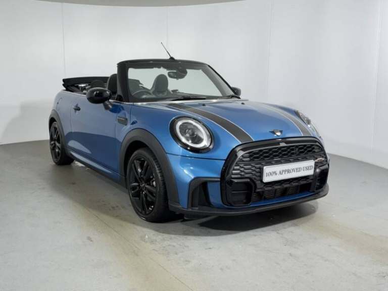 MINI CONVERTIBLE 1.5 Cooper Sport Premium 2dr Auto