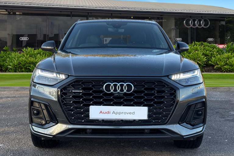 2022 Audi Q5 Edition 1 40 TDI quattro 204 PS S tronic SUV DIESEL Automatic