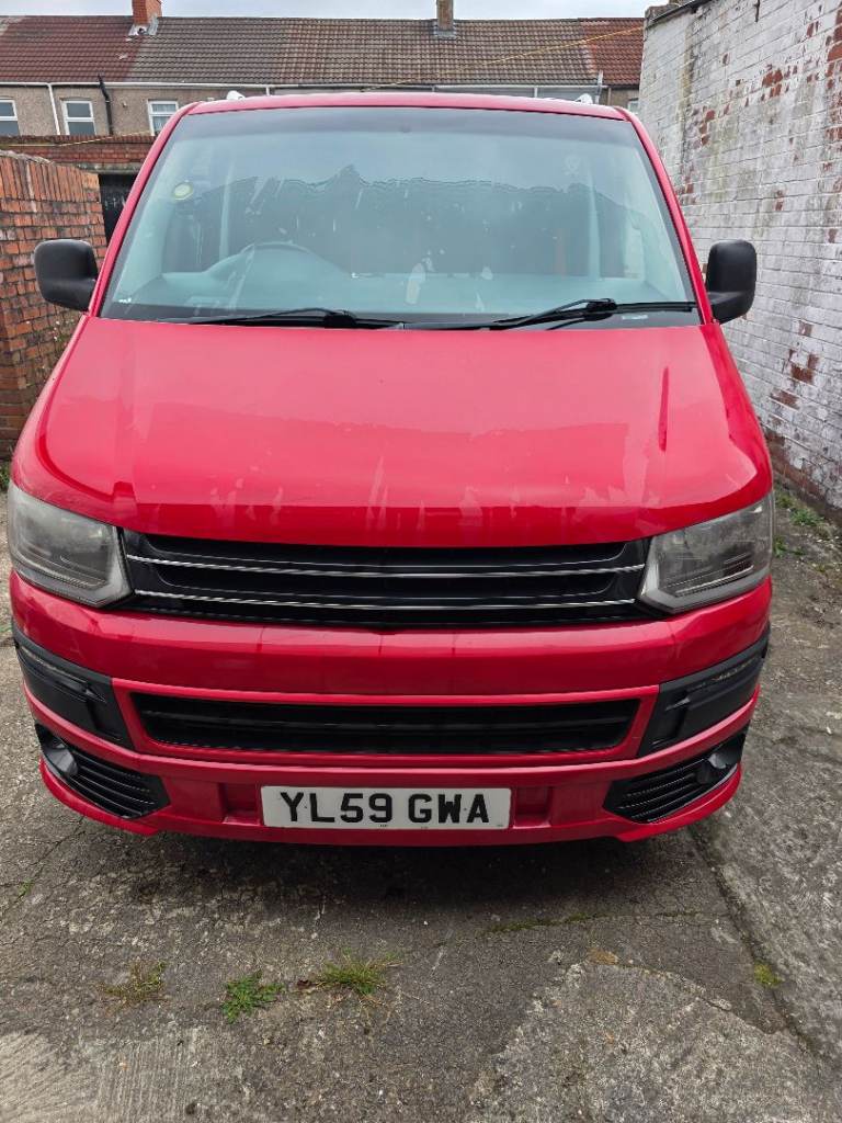 Volkswagen t5 campervan 