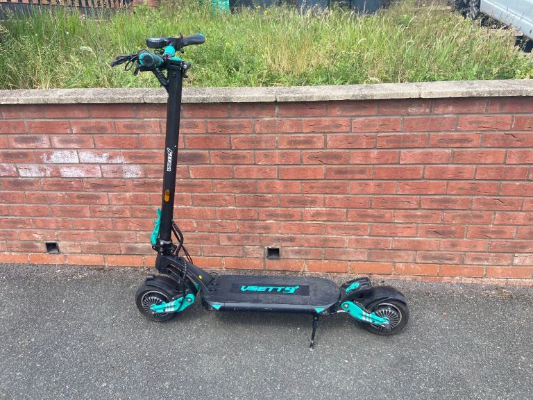 VSETT 9+ Electric Scooter - Fair Condition, 824km