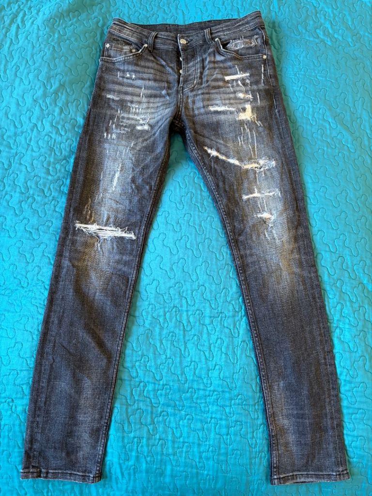 GUCCI Jeans Distressed Ripped Limited Edition FW 2020