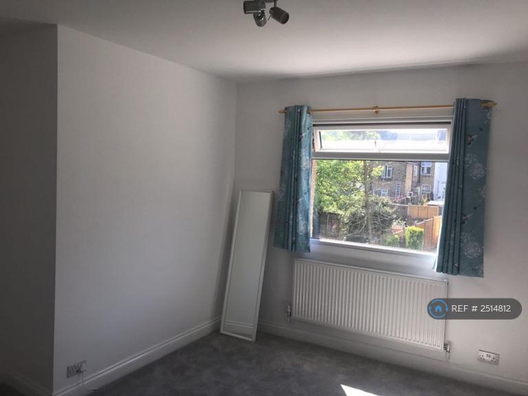 1 bedroom in Como Road, London, SE23 (#2514812)