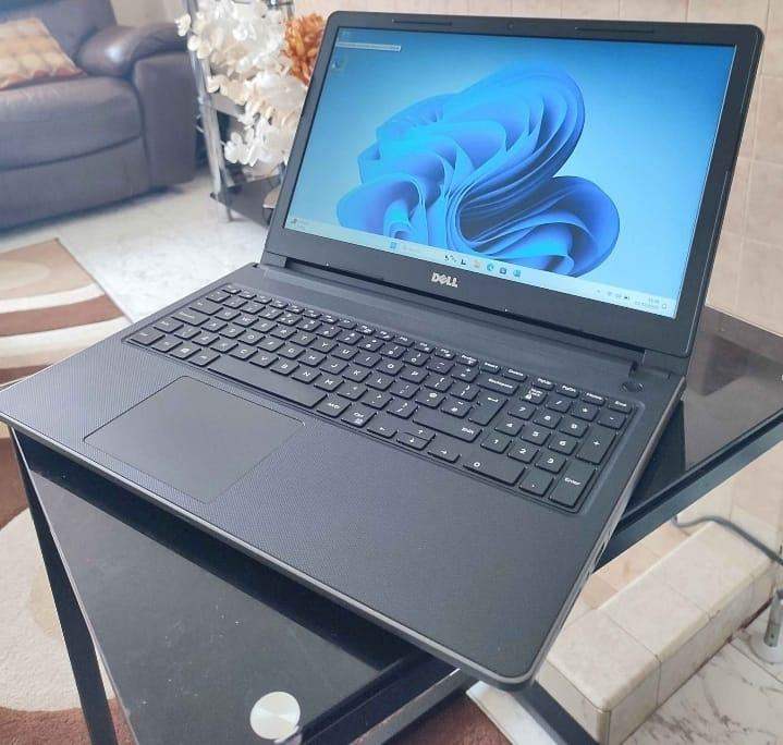 DELL Professional Laptop, Ram 8 GB, Intel QUAD Core, SSD, OFFICE 365