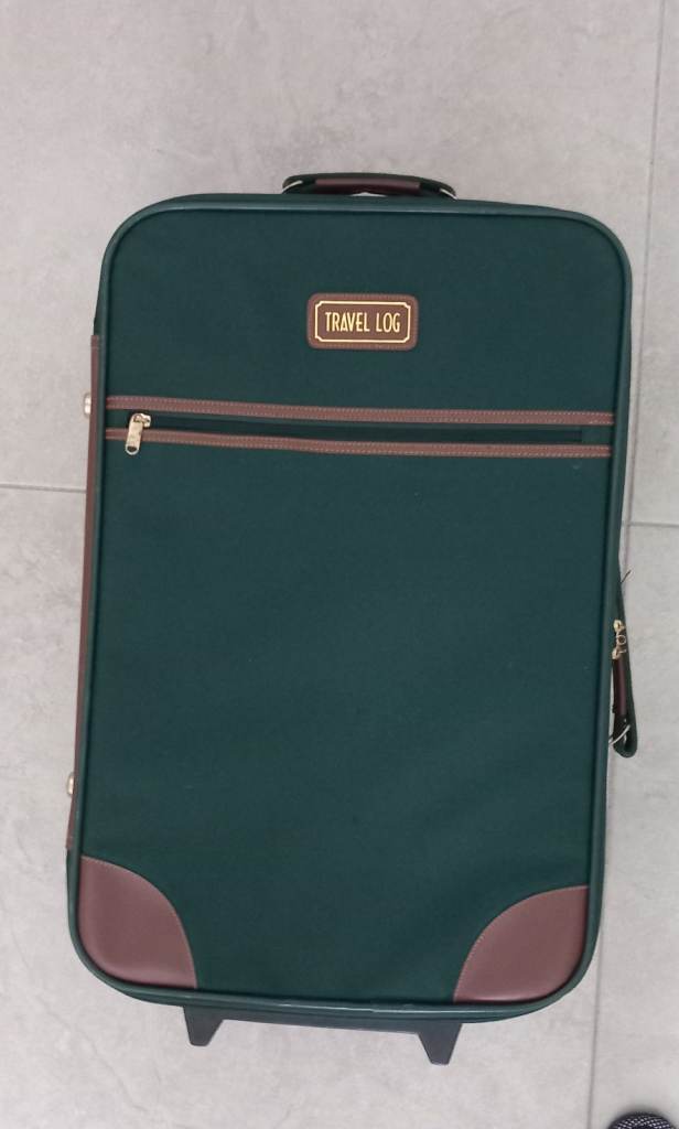 Green Travel Suitcase with Wheels – Good Condition