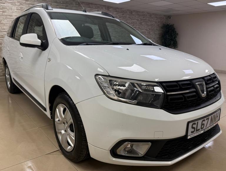 2017 Dacia Logan MCV 0.9 TCe Laureate Estate 5dr Petrol Manual Euro 6 (s/s) (90 ps) Estate Petrol...
