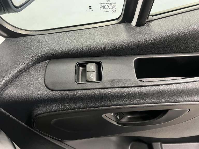 2024 Mercedes-Benz Sprinter 3.5t H1 Premium Van PANEL VAN DIESEL Manual