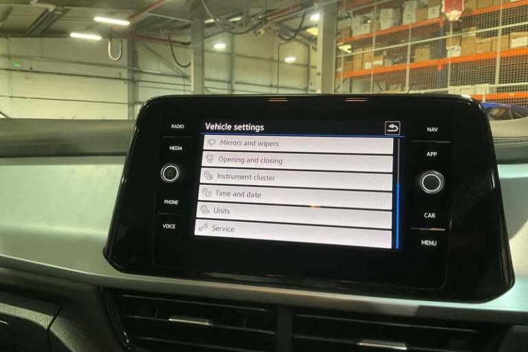 2022 Volkswagen T-Roc 1.5 TSI Life 5dr- Apple Car Play Manual Hatchback Petrol Manual