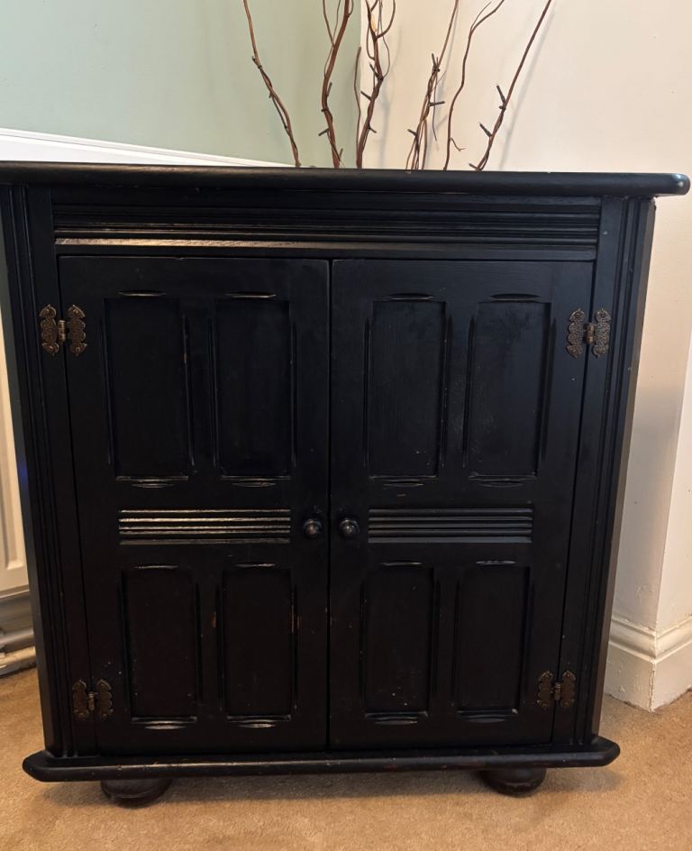 Corner Cabinet *FREE* 