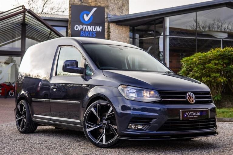 Volkswagen Caddy C20 HIGHLINE ! ULTRA LOW MILES ! LOWERED ! NEW 19 INCH ALLOYS