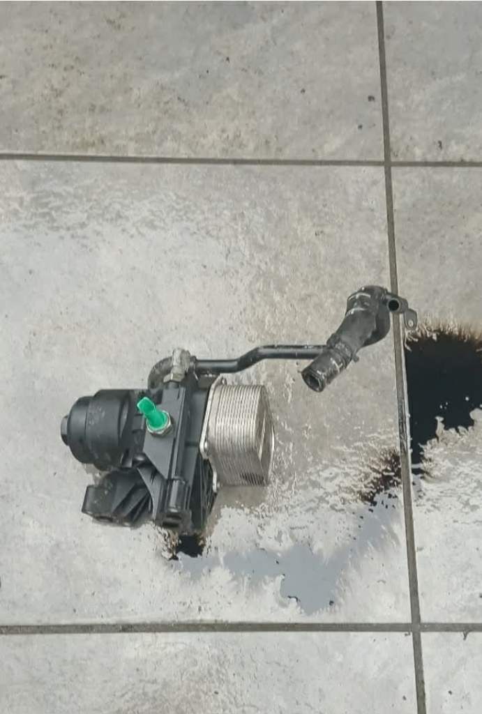 VW Tiguan 2.0 TDI Oil Filter Housing & Cooler Assembly | 03L115389H | OEM 150hp