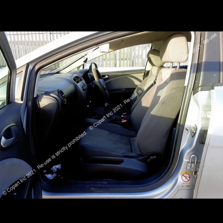 Seat Leon dashboard kit breaking 